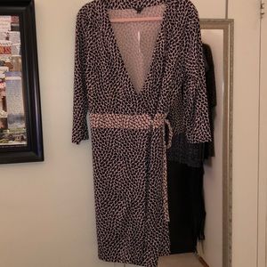 Ann Taylor True Wrap Dress 14